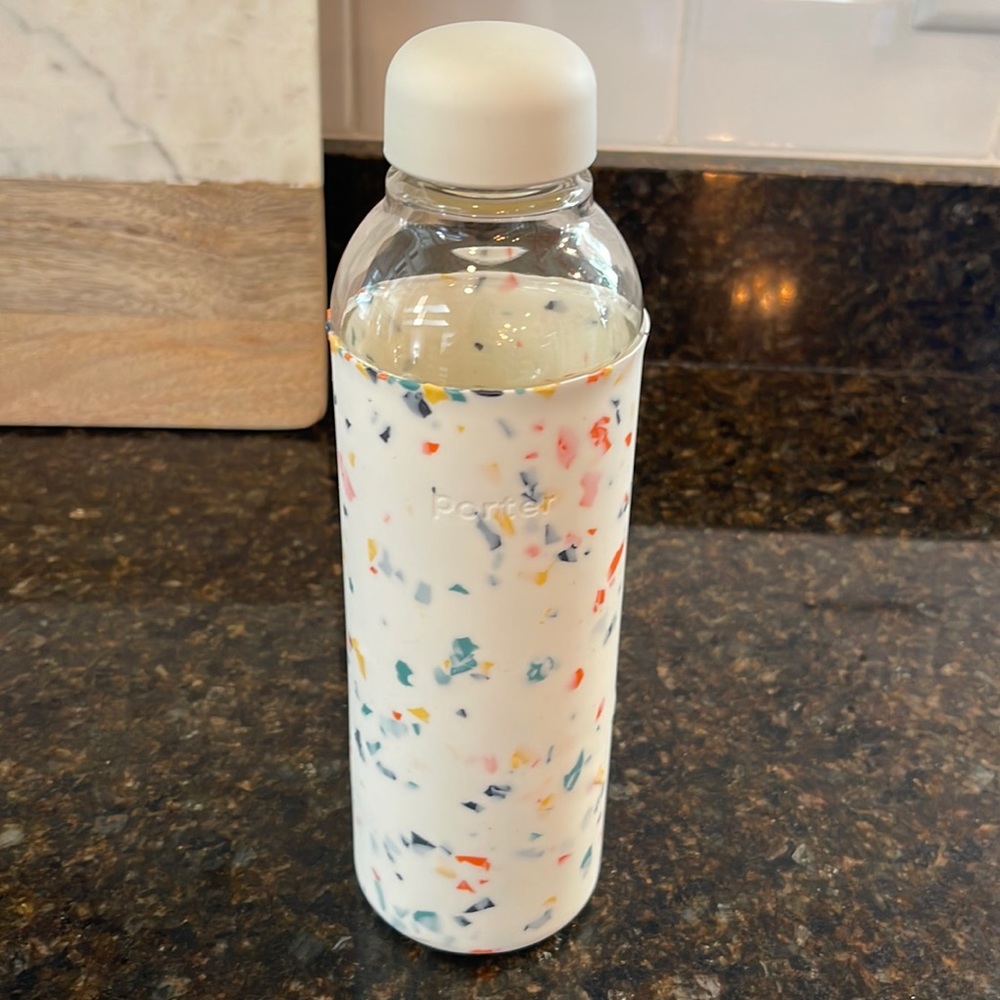 Porter 20 ounce water bottle recycled glass terrazzo silicone dishwasher safe